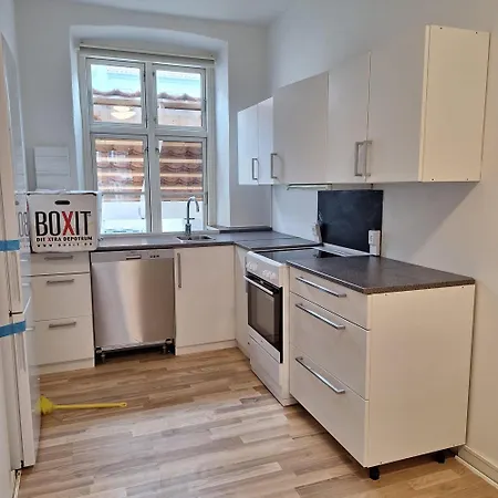 Apartman 7 In C *
